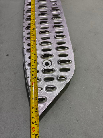 GA-PE-018-1 	Front Fairing Metal Step 1 pcs Peterbilt 579 2012 2013 2014 2015 2016 2017 2018 2019 2020
