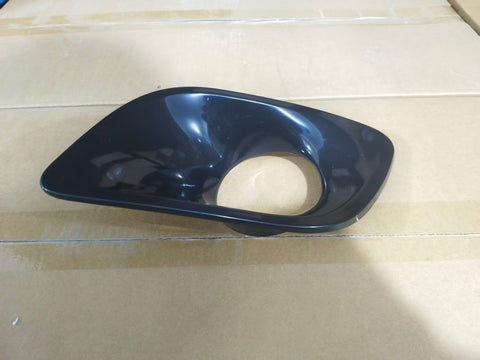 GA-KW-038A-L Black Fog Light Bezels Driver Side For Kenworth T680 2013 2014 2015 2016 2017 2018 2019 2020 2021 GA-T6801408-001L
