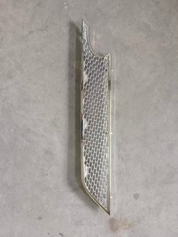 GA-PE-038B-L Chrome Side Grille Left Side For Peterbilt 579 2023+