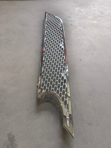 GA-PE-038B-L Chrome Side Grille Left Side For Peterbilt 579 2023+