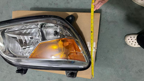 GA-KW-071A-R Halogen Headlamp Right Side For Kenworth T480 P54-6150-100