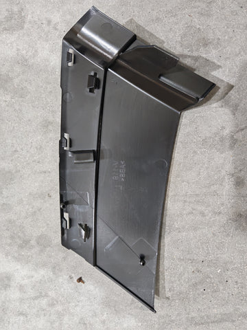 GA-V-119-3-R Front Bumper Tow Cover Prm Right Side For Volvo VNL 2025+ 23703033