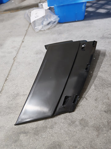 GA-V-119-3-R Front Bumper Tow Cover Prm Right Side For Volvo VNL 2025+ 23703033
