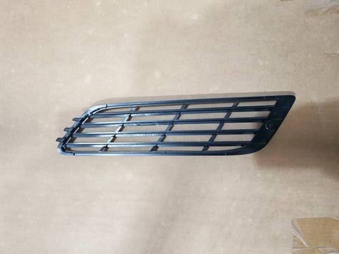 GA-IN-101A-R Hood Grille Black Right Side For International MV 2022+ 4134230C2