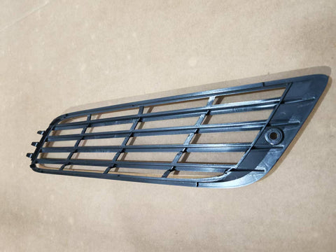 GA-IN-101A-R Hood Grille Black Right Side For International MV 2022+ 4134230C2