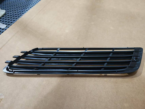 GA-IN-101A-R Hood Grille Black Right Side For International MV 2022+ 4134230C2