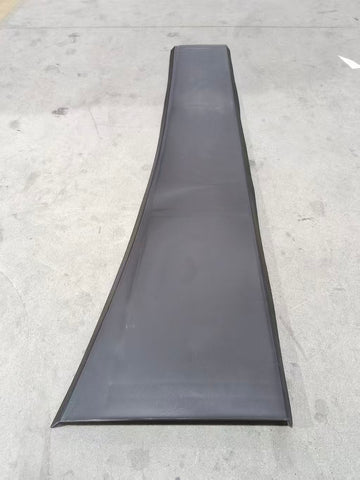 GA-V-124-3-R Upper FAIRING Extention Right Side For Volvo VNL860 2018-2024