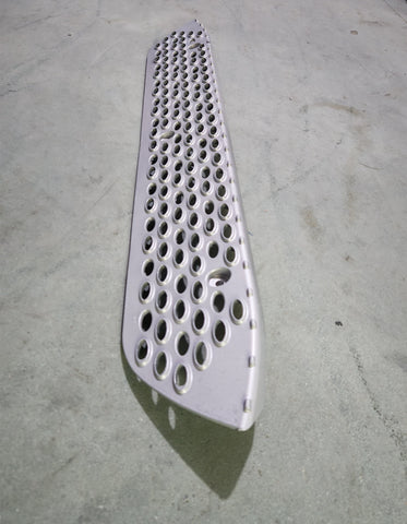 GA-PE-039-1 Front Fairing Upper Aluminum Step Peterbilt 579 2023 2024 2025