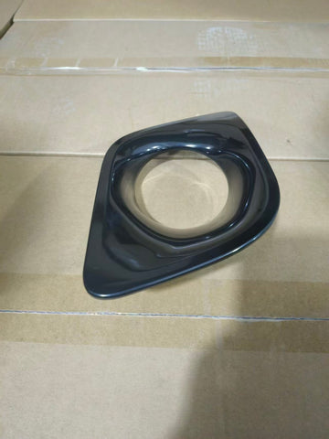 GA-KW-038A-R Black Fog Light Bezels Passenger Side For Kenworth T680 2013 2014 2015 2016 2017 2018 2019 2020 2021 GA-T6801408-001R
