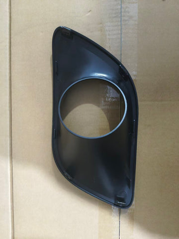 GA-KW-038A-R Black Fog Light Bezels Passenger Side For Kenworth T680 2013 2014 2015 2016 2017 2018 2019 2020 2021 GA-T6801408-001R