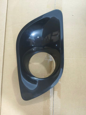 GA-KW-038A-R Black Fog Light Bezels Passenger Side For Kenworth T680 2013 2014 2015 2016 2017 2018 2019 2020 2021 GA-T6801408-001R