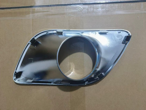 GA-KW-038B-R Chrome Fog Light Bezels Passenger Side For Kenworth T680 2013 2014 2015 2016 2017 2018 2019 2020 2021