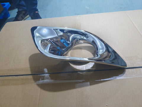 GA-KW-038B-R Chrome Fog Light Bezels Passenger Side For Kenworth T680 2013 2014 2015 2016 2017 2018 2019 2020 2021