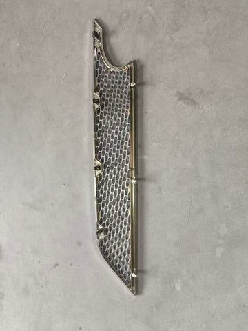 GA-PE-038B-R Chrome Side Grille Right Side For Peterbilt 579 2023+