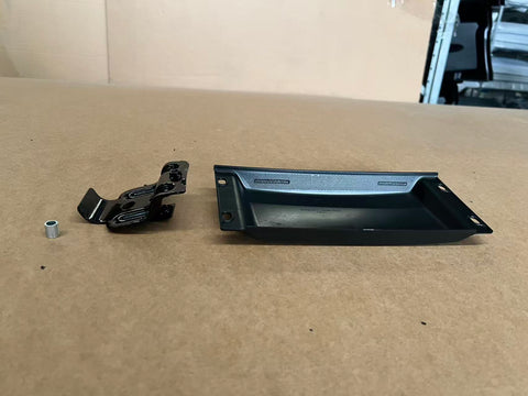GA-CA1801-003 Front Bumper Grille Middle Cover With Bracket For Freightliner Cascadia 2018 2019 2020 2021 2022 2023 2024