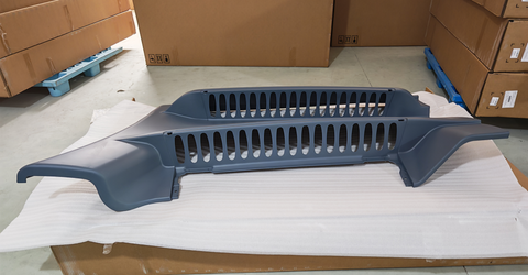 GA-FR-043-1R Front Side Fairing Step Panel RH For Freightliner Cascadia 2008 2009 2010 2011 2012 2013 2014 2015 2016 2017 GA-CA0810-001R