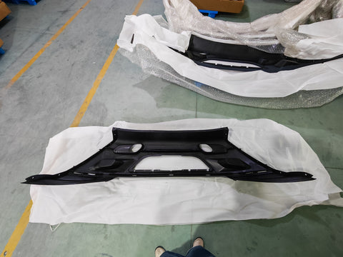 GA-IN-031-2 Plastic Center Bumper with Hole For International Prostar 2012 2013 2014 2015 2016 2017 2018 2019 2020