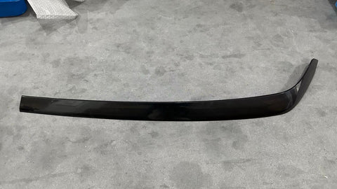 GA-V-116-1B-R Radiator Grille Trim Moulding Chrome Right Side For Volvo VNL 2025+