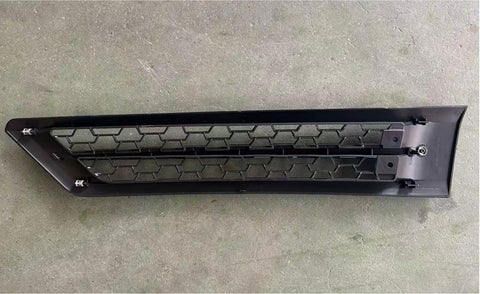 GA-CA1814-001R Black Side Grille Rh For Freightliner Cascadia 2018 2019 2020 2021 2022 2023 2024 GA-FR-103B-R-YJ