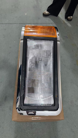 GA-MK-001-R BACK AXLE HEADLIGHT ASSEMBLY WITH TURN SIGNAL PASSENGER SIDE FOR MACK CH 2M0521M