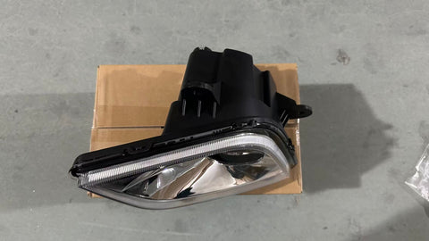 GA-FR-098B-R Led Fog Light Assy Passenger Side For Freightliner Cascadia 2018 2019 2020 2021 2022 2023 2024