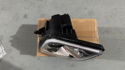 GA-FR-098B-L Led Fog Light Assy Driver Side For Freightliner Cascadia 2018 2019 2020 2021 2022 20232024