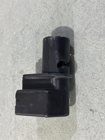 GA-V-103-8-L Front Chassis Handle LH For Volvo VNR 2018+