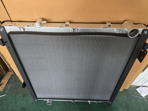 GARDFR-039AL Aluminum Radiator W/ Bracket 2001-1775P  For Freightliner Cascadia 2018-2024  TXE1003849D