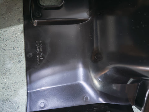 GA-KW-048-18-L Fairing Latch Panel Left Driver Side For Kenworth T680 Next Gen 2022 2023 2024 2025