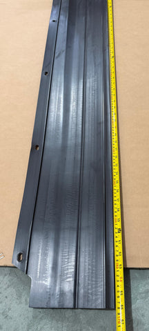 GA-V-088C-3-R MiddleStep Fairing Panel Extension Right Side 82768267 For Volvo VNL 2018 2019 2020 2021 2022 2023