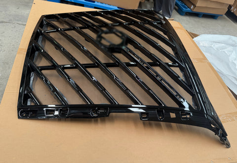 GA-V-116B Platnum Black Grille W/Logo W/ Chrome Trim Moulding For Volvo VNL 2025+ 24735097