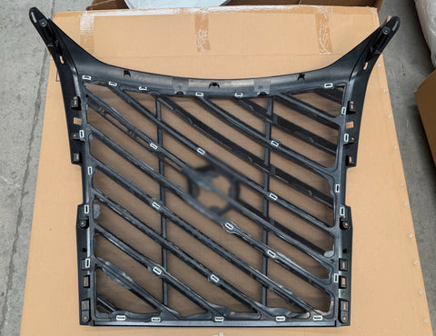 GA-V-116B Platnum Black Grille W/Logo W/ Chrome Trim Moulding For Volvo VNL 2025+ 24735097