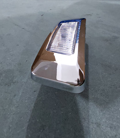 GA-KW-057 Wheel Fender Side Marker Light with Exterior Chrome Bezel for KENWORTH T680/T880