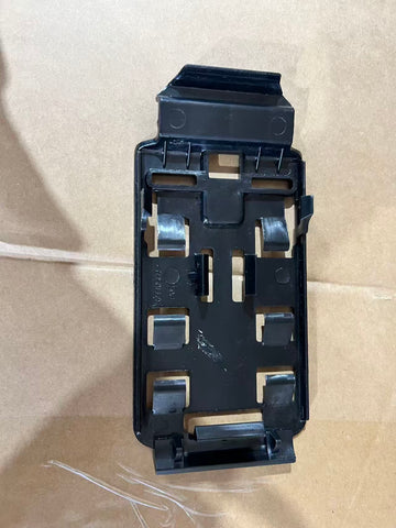 GA-V-088-2-1 Upper Fairing Retainer CLIP For Volvo VNL 2018-2024 82770569