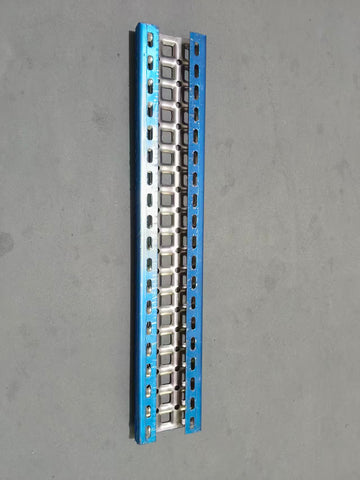 GA-V-023 Volvo Vnl 2004 2005 2006 2007 2008 2009 2010 2011 2012 2013 2014 2015 2016 2017 Step Pedal 28.5"x5" For Side Fairring Panel GA-V-017 R/L