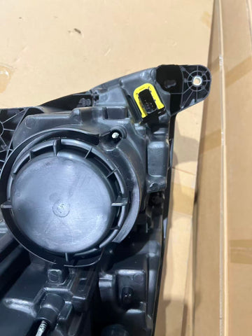 GA-PE-035A-L Left Side Halogen Headlight Assembly For Peterbilt 579 2023 2024 2025 Fits P54-6196-100