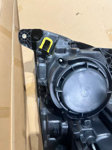GA-PE-035A-R Right Side Halogen Headlight Assembly For Peterbilt 579 2023 2024 2025 Fits P54-6196-100