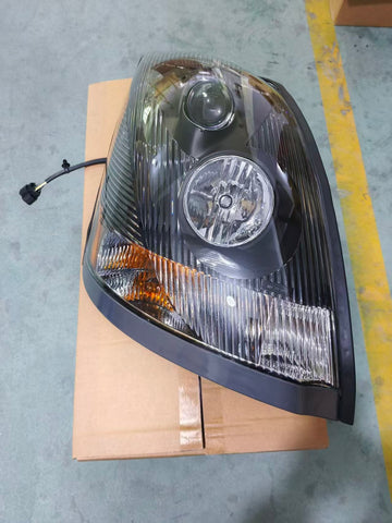 GA-V-001R Halogen Headlight for  Volvo VNL Passanger Side RH Black 1997 1998 1999 2000 2001 2002 2003 2004 2005 2006 2007 2008 2009 2010 2011 2012 2013 2014 2015 2016 2017