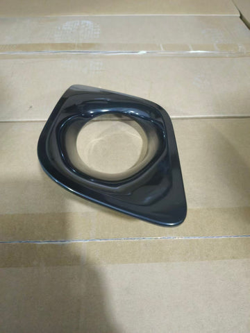 GA-KW-038A-L Black Fog Light Bezels Driver Side For Kenworth T680 2013 2014 2015 2016 2017 2018 2019 2020 2021 GA-T6801408-001L