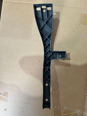 GA-PE-040-1-3-L Left Side Bracket Component For Rear Side Skirt Panel Peterbilt 579 2023 2024 2025