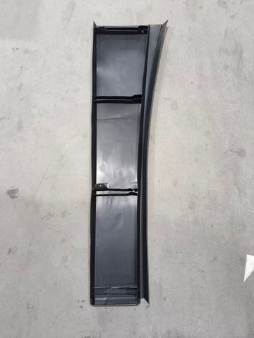 GA-V-124-3-L Upper FAIRING Extention Left Side For Volvo VNL860 2018-2024