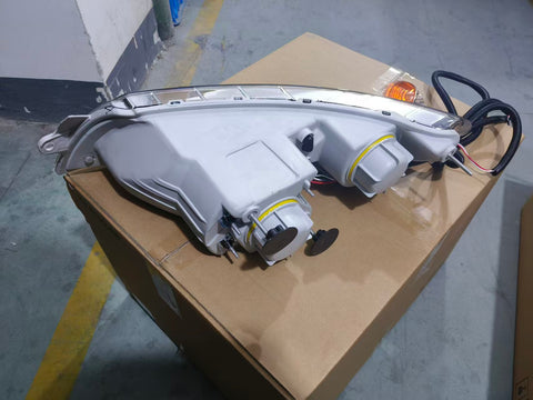 GA-IN-007-R*Halogen Headlight RH For International DURASTAR 4300