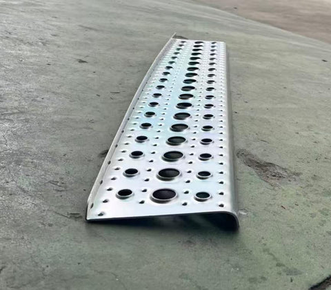 GA-CA1810-003C1  Front Side Fairing Metal Lower Step For Freightliner Cascadia 2008 2009 2010 2011 2012 2013 2014 2015 2016 2017