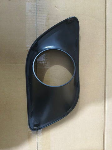 GA-KW-038A-L Black Fog Light Bezels Driver Side For Kenworth T680 2013 2014 2015 2016 2017 2018 2019 2020 2021 GA-T6801408-001L
