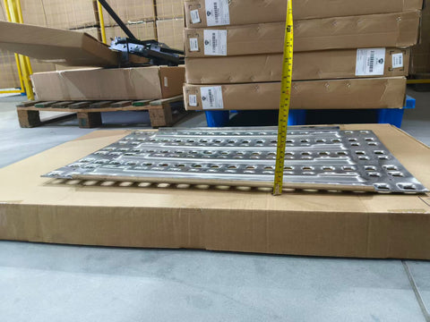 GA-V-131 Deckplate 20.5*33 For Volvo VNL 2018-2024 20559519