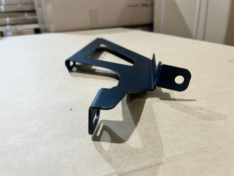 GA-V-125-6-R Lower Fairing Bracket Right Side For Volvo VNL860 2018-2024 84722769