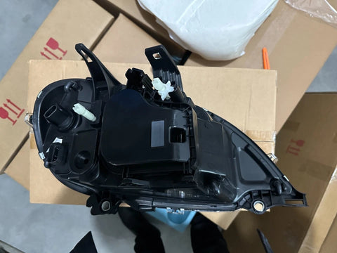 GA-FR-004-L Headlight Driving Side Assembly Halogen For Freightliner Columbia 2000 2001 2002 2003 2004 2005 2006 2007 2008 2009 2010 2011 2012 2013
