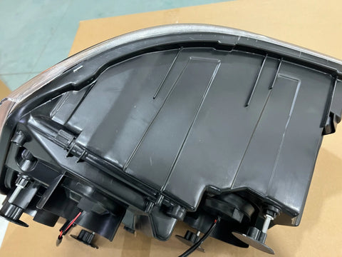 GA-FR-011A-R Silver projector halogen headlight RH For Freightliner Cascadia 2008 2009 2010 2011 2012 2013 2014 2015 2016 2017