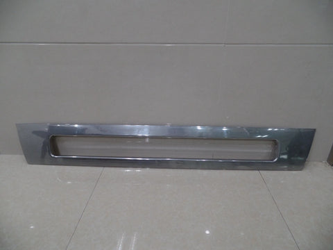 GA-V-009 Central Bumper Trim Chrome for Volvo VNL Trucks Bumpe 2004 2005 2006 2007 2008 2009 2010 2011 2012 2013 2014 2015 2016 2017