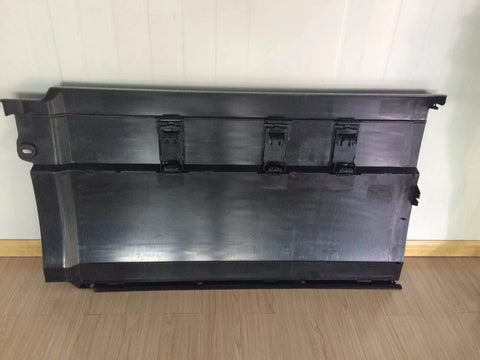 GA-V-018R Volvo VNL Center Fairing Panel Right Side 2004 2005 2006 2007 2008 2009 2010 2011 2012 2013 2014 2015